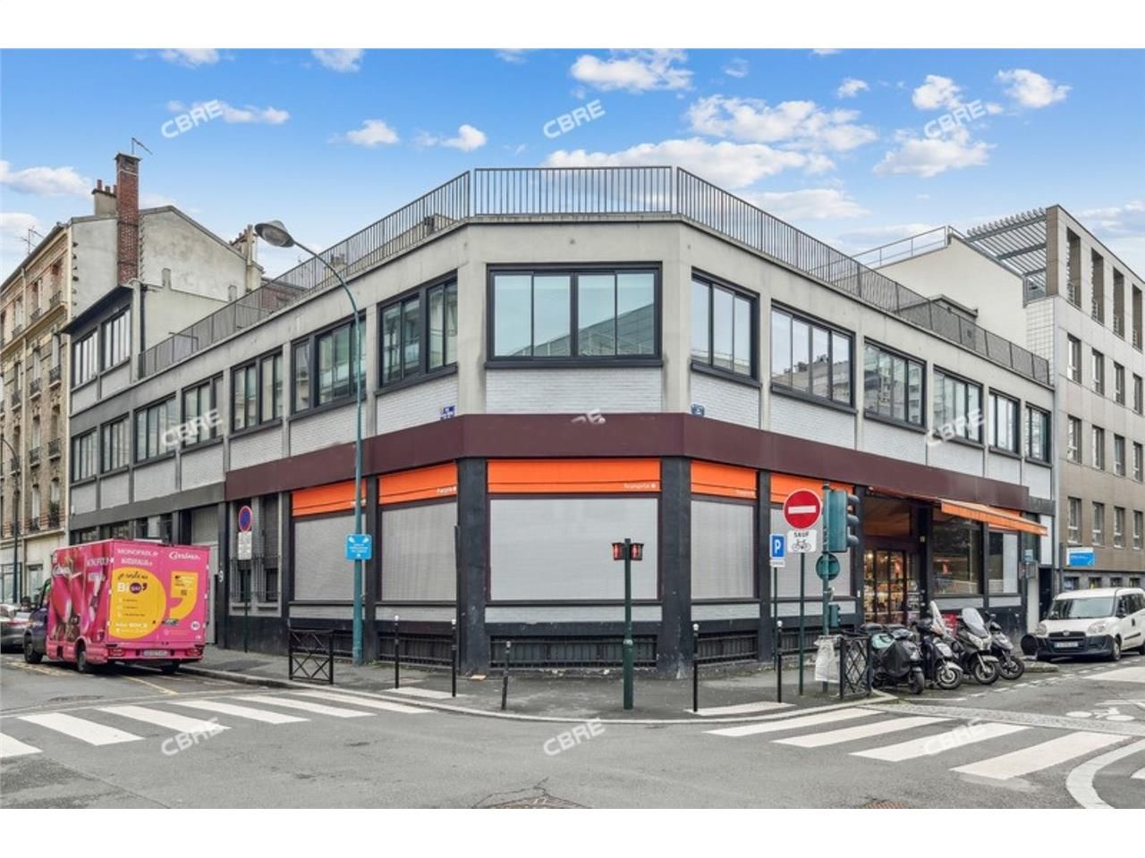 Idéalement situé, à proximité immédiate du Métro 