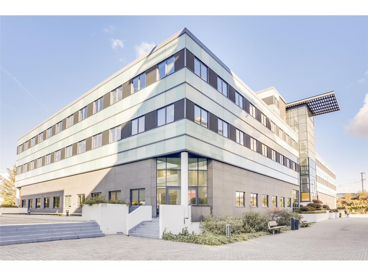 CBRE numéro 1 mondial en immobilier d'entreprise 