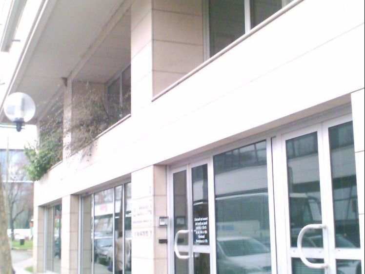 EXCLUSIVITE CBRE, numéro 1 mondial en immobilier 