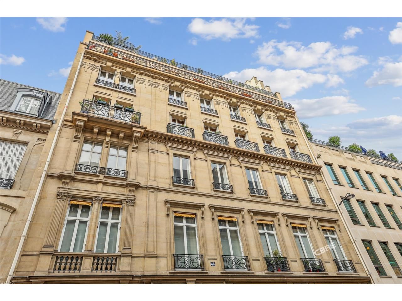 CBRE vous propose une surface de bureaux située a