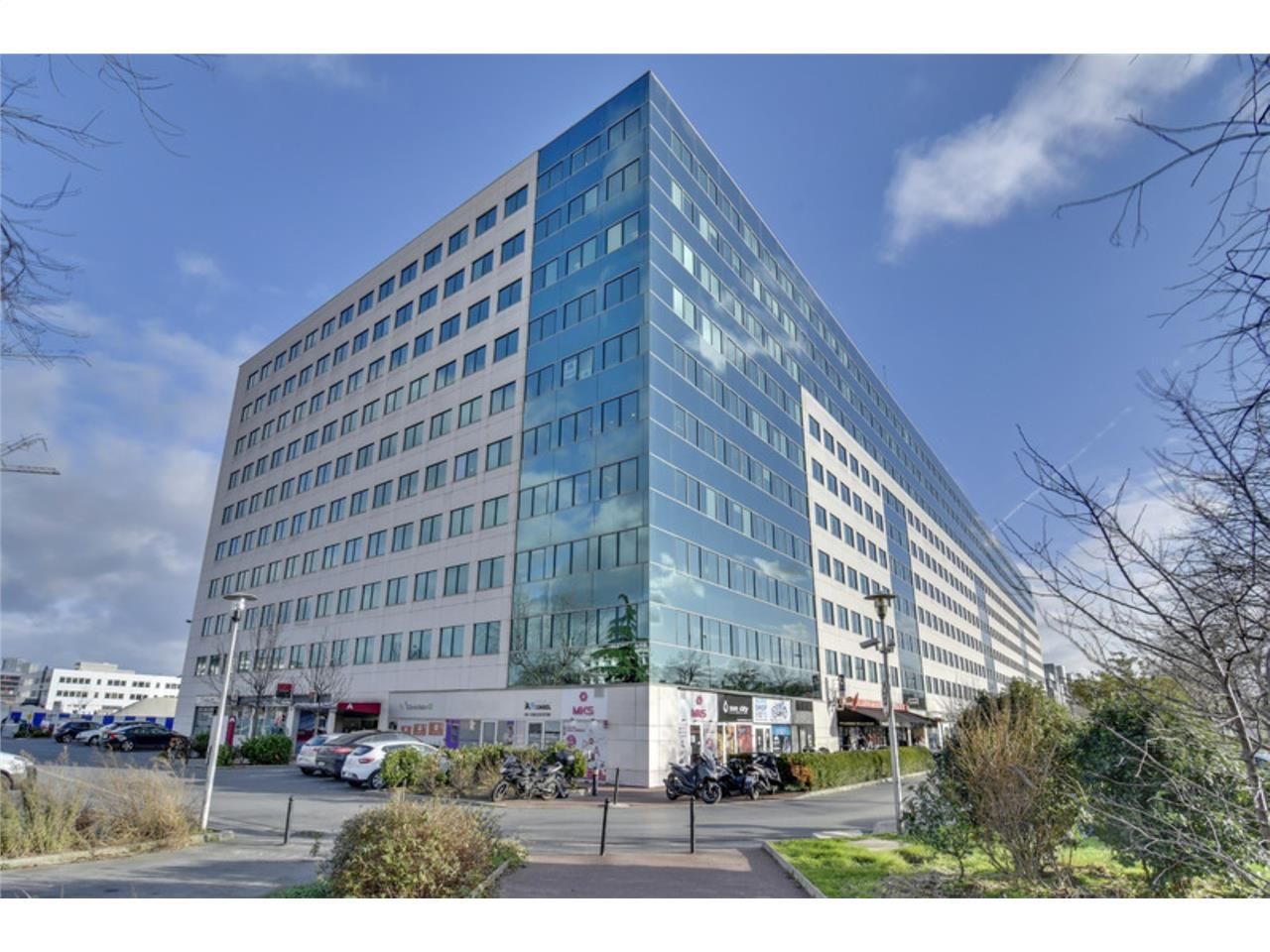 CBRE numéro 1 mondial en immobilier d'entreprise