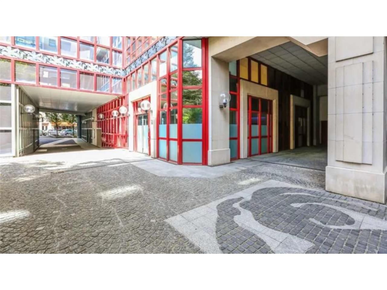 CBRE numéro 1 mondial en immobilier d'entreprise 