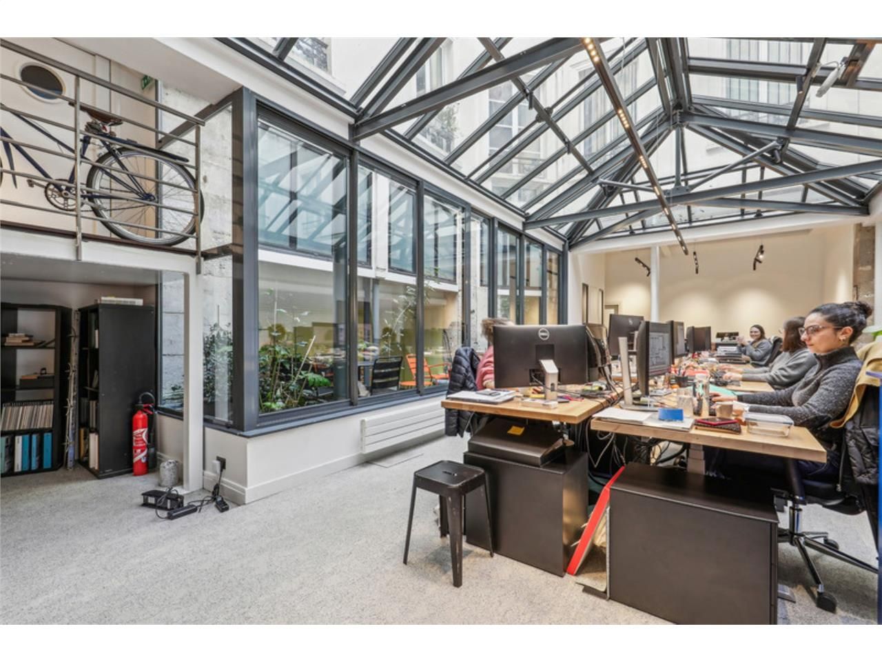 A VENDRE BUREAUX - CBRE vous propose des bureaux 