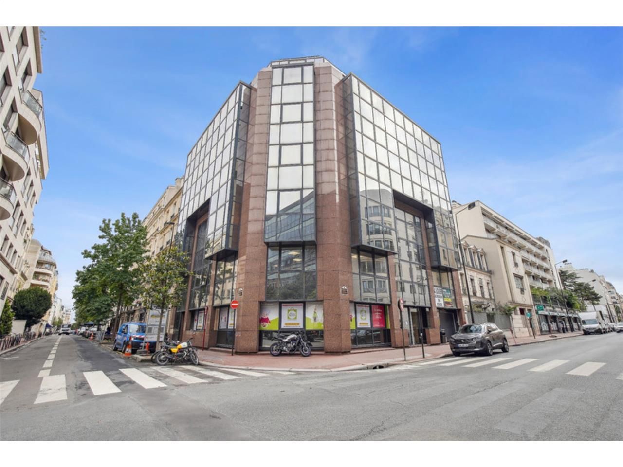 CBRE numéro 1 mondial en immobilier d'entreprise 