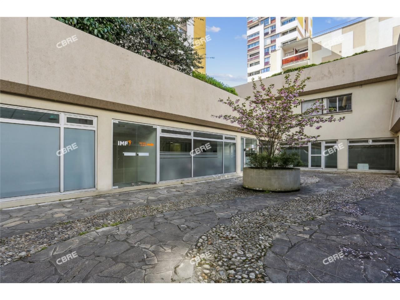 CBRE vous propose à la vente un actif immobilier 