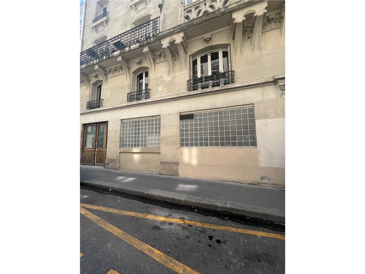 CBRE vous propose d'acquérir une surface de 126m²