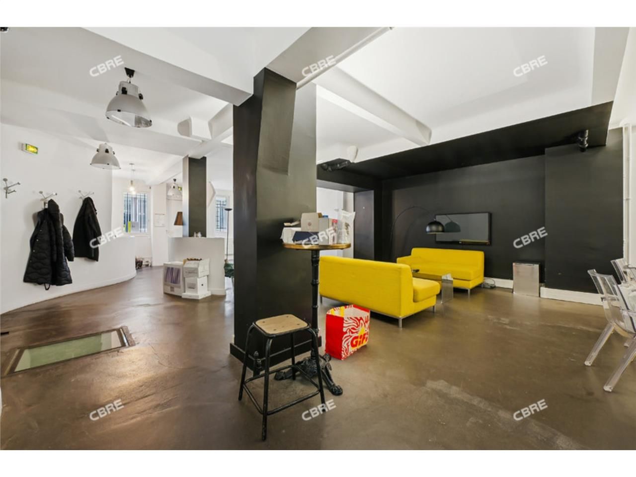 CBRE vous propose ces bureaux à la vente. Un espa