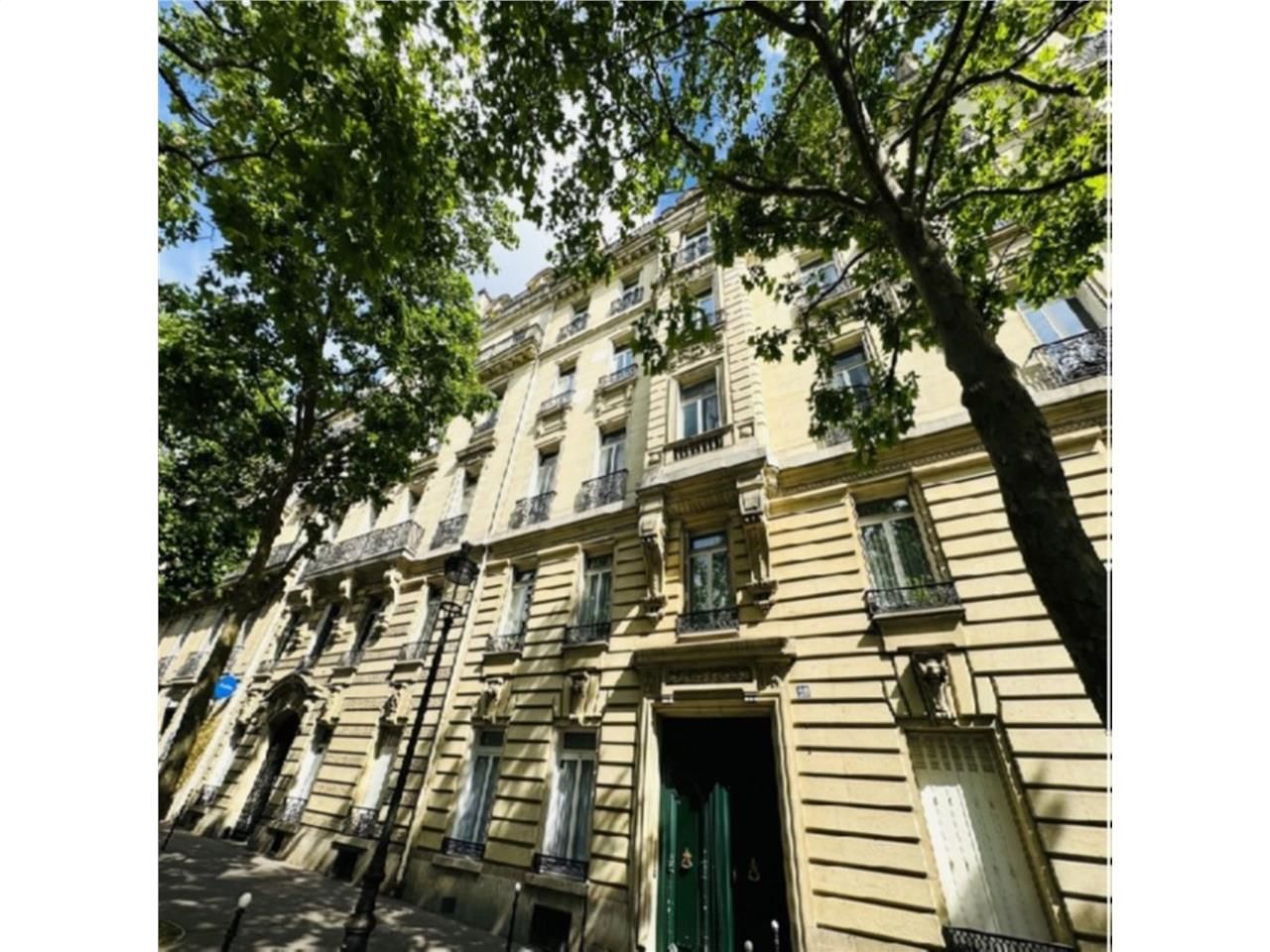 CBRE numéro 1 mondial en immobilier d'entreprise 