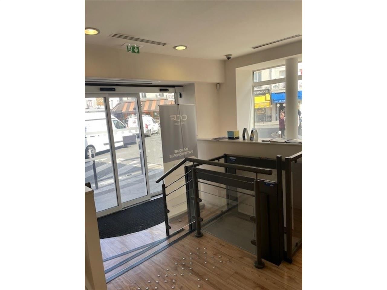 CBRE vous propose à la vente un local commercial/