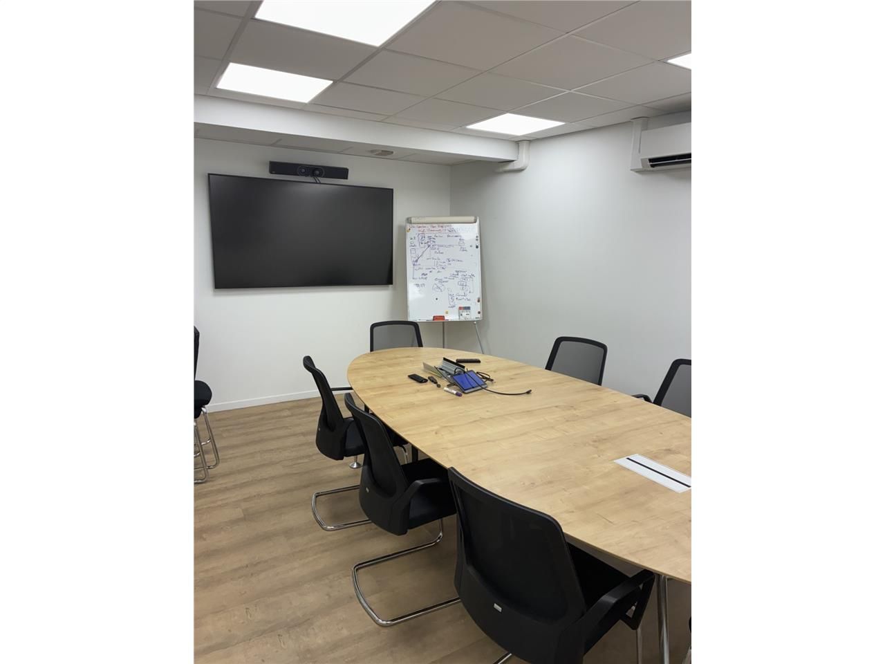 À deux pas de la place Denfert-Rochereau, découvr