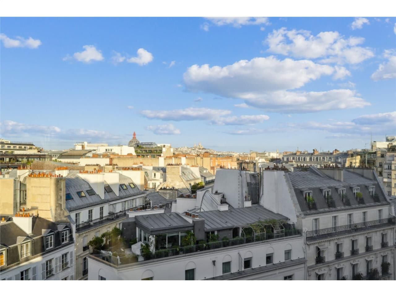 BUREAUX A VENDRE A PARIS DANS LE 8E ARRONDISSEMEN