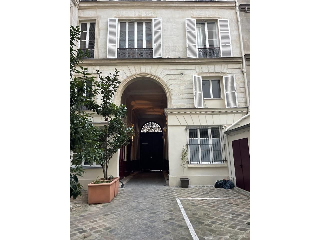 CBRE Conseil & Transaction vous propose à la vent