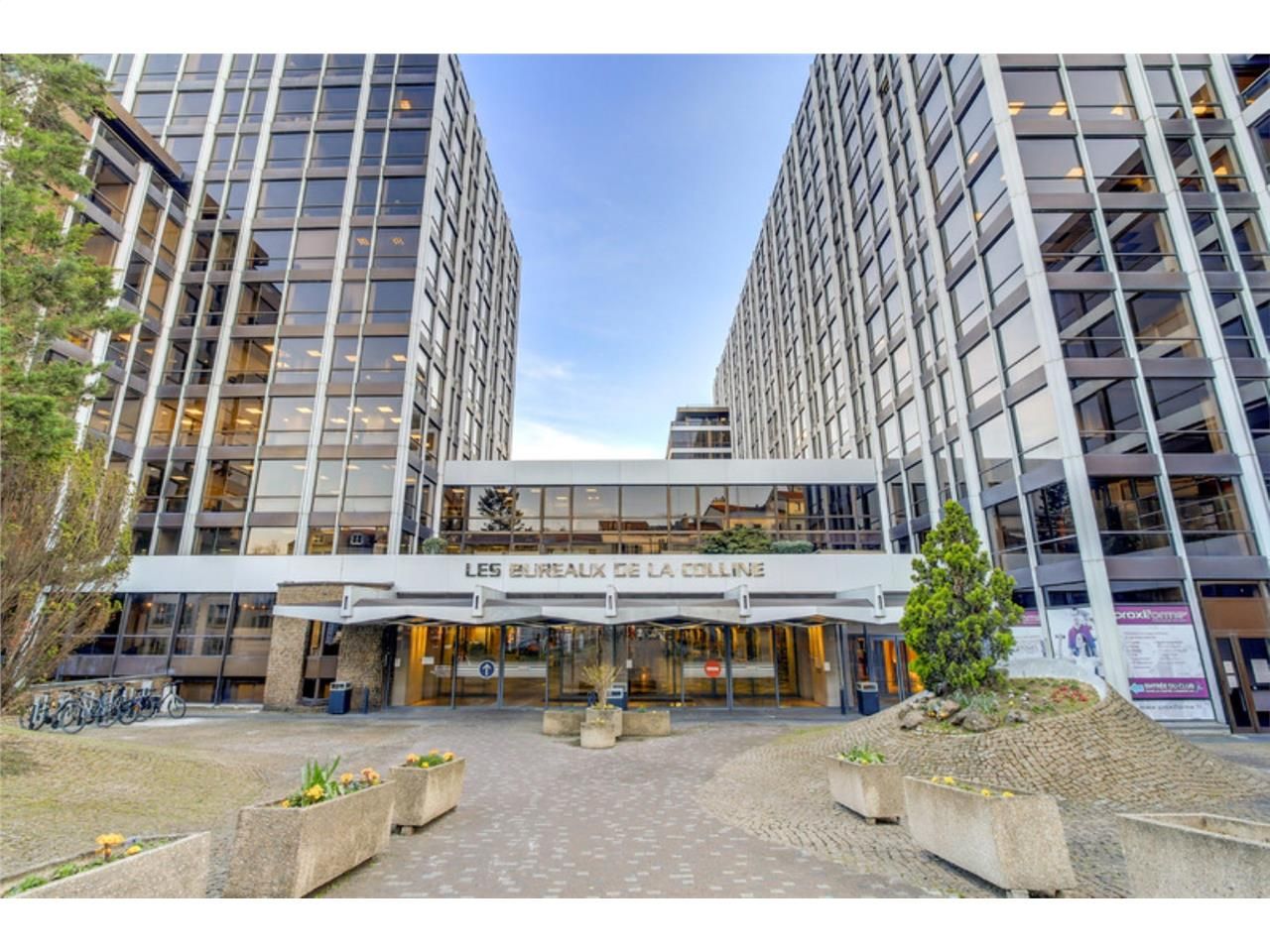 CBRE numéro 1 mondial en immobilier d'entreprise