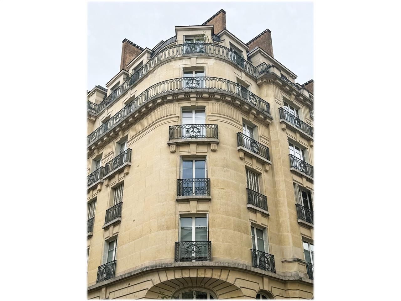 CBRE vous propose à la vente un actif rare situé 
