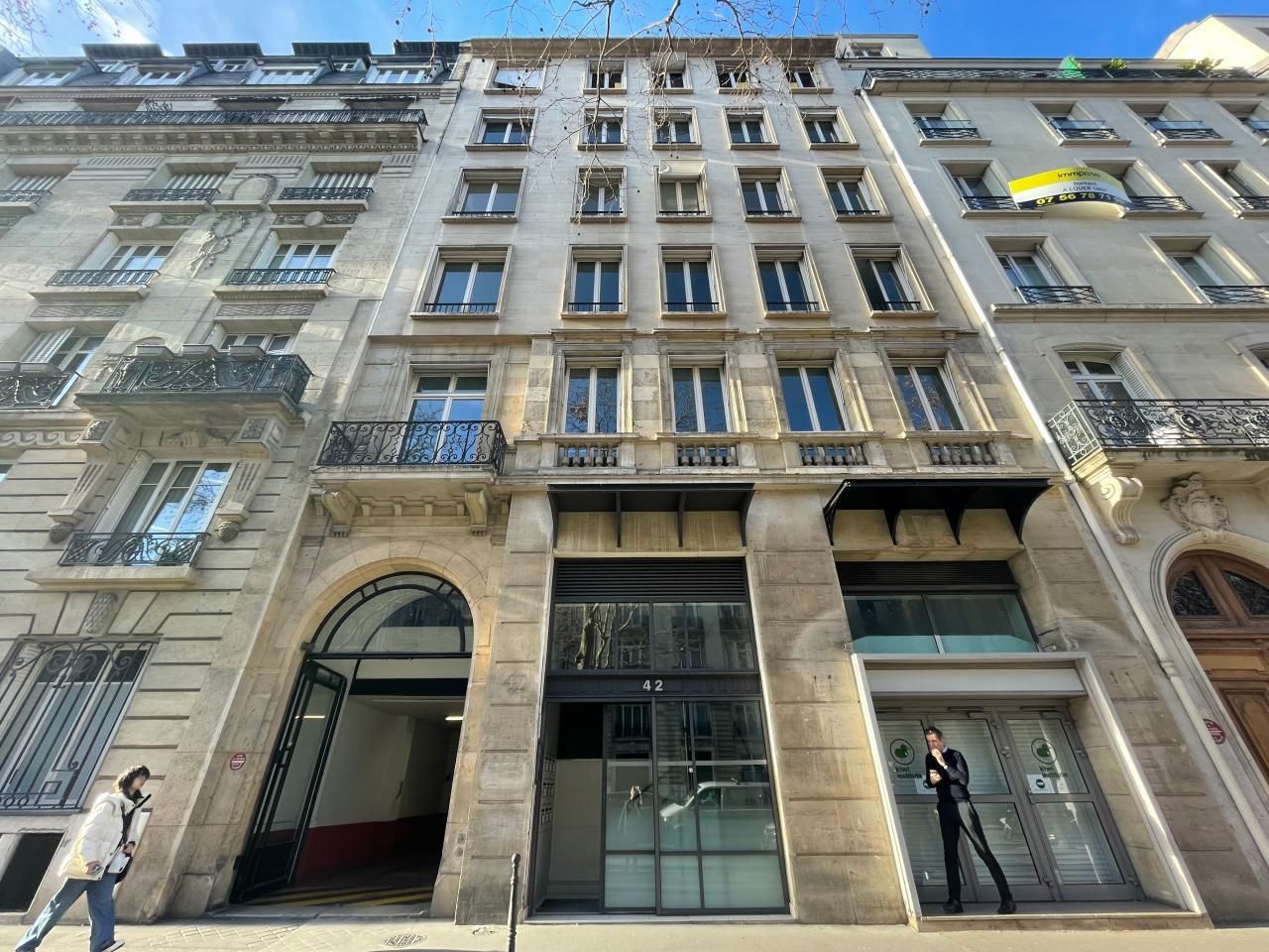 Location Bureaux 277 m² non divisibles 75116 Paris