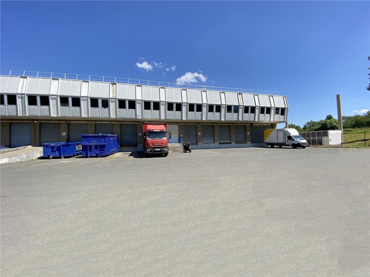 CBRE vous propose à louer, un entrepôt/local d'ac