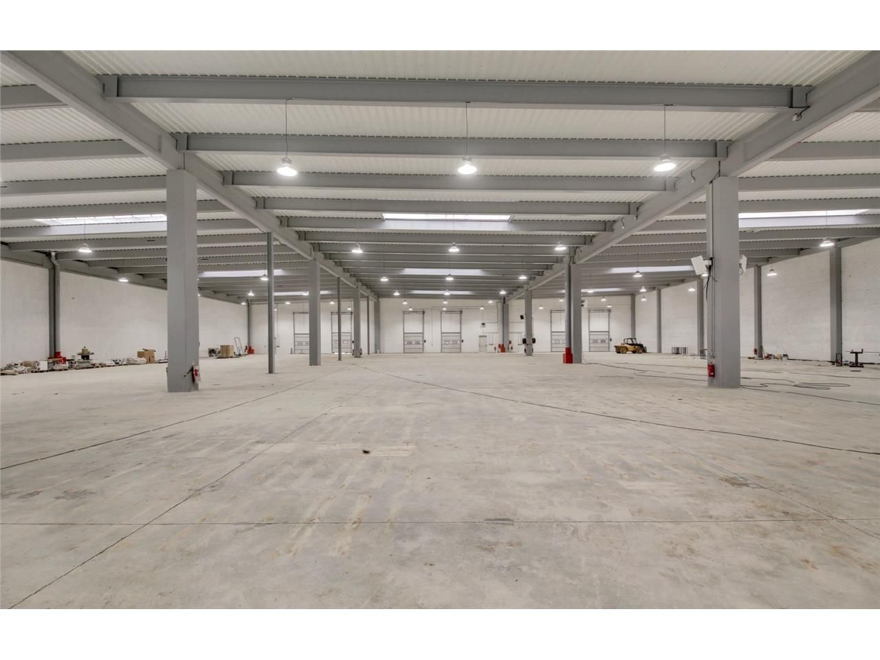 CBRE vous propose à louer, un bâtiment indépendan