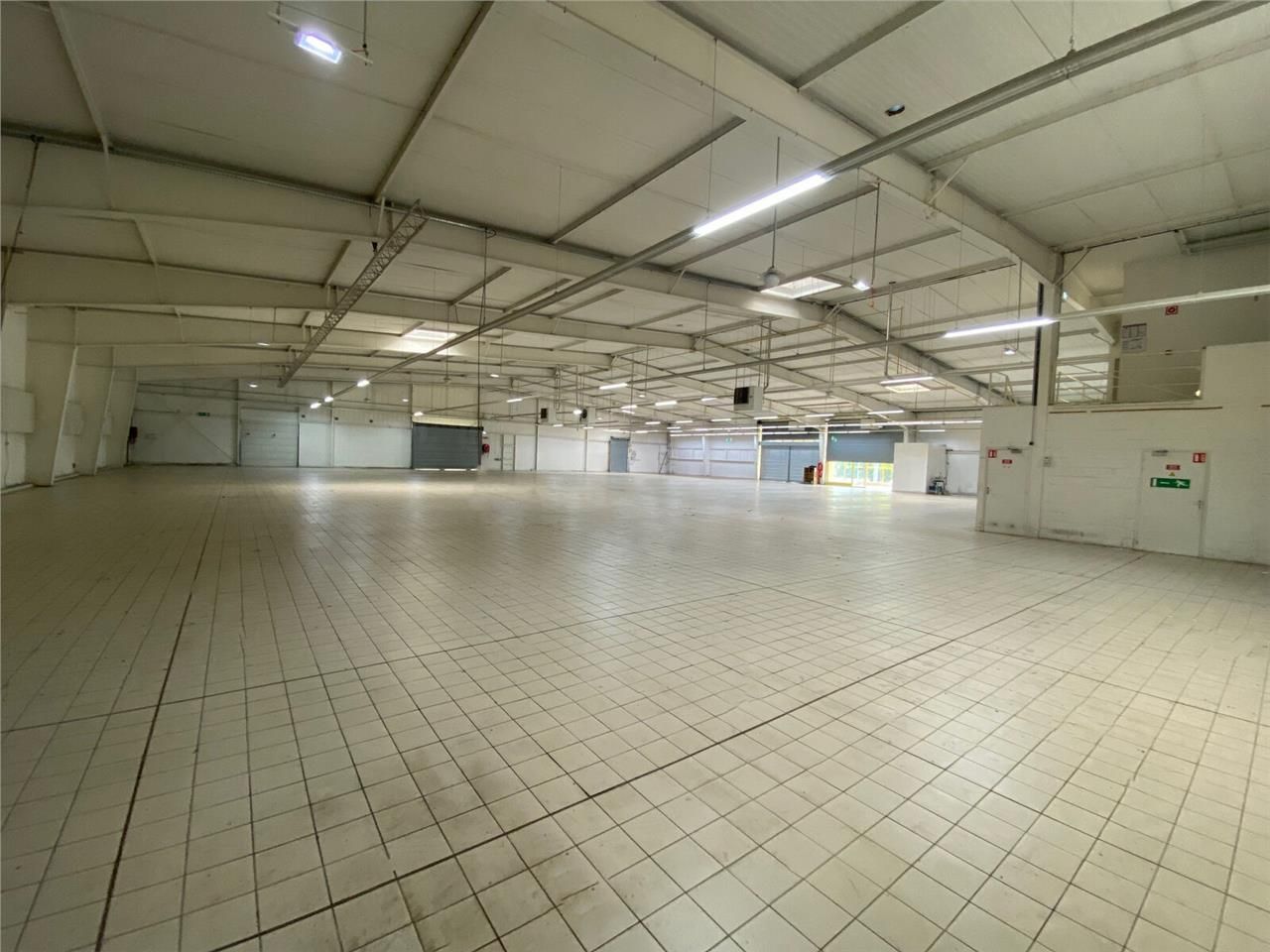 CBRE vous propose à louer un entrepôt/local d'act