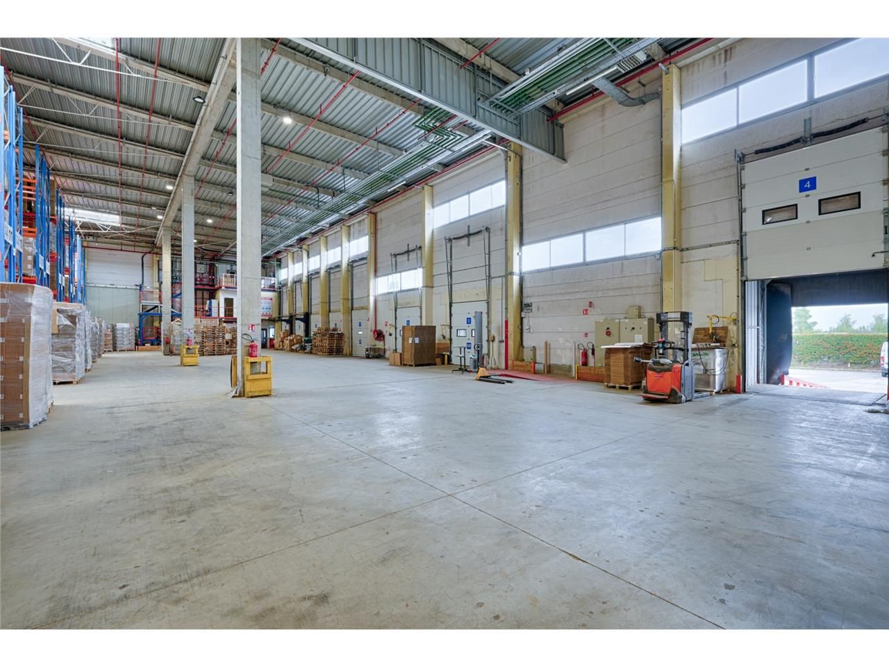 CBRE vous propose à louer, une cellule d'activité