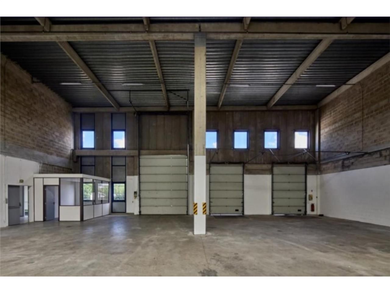 CBRE vous propose à louer, une cellule d'activité