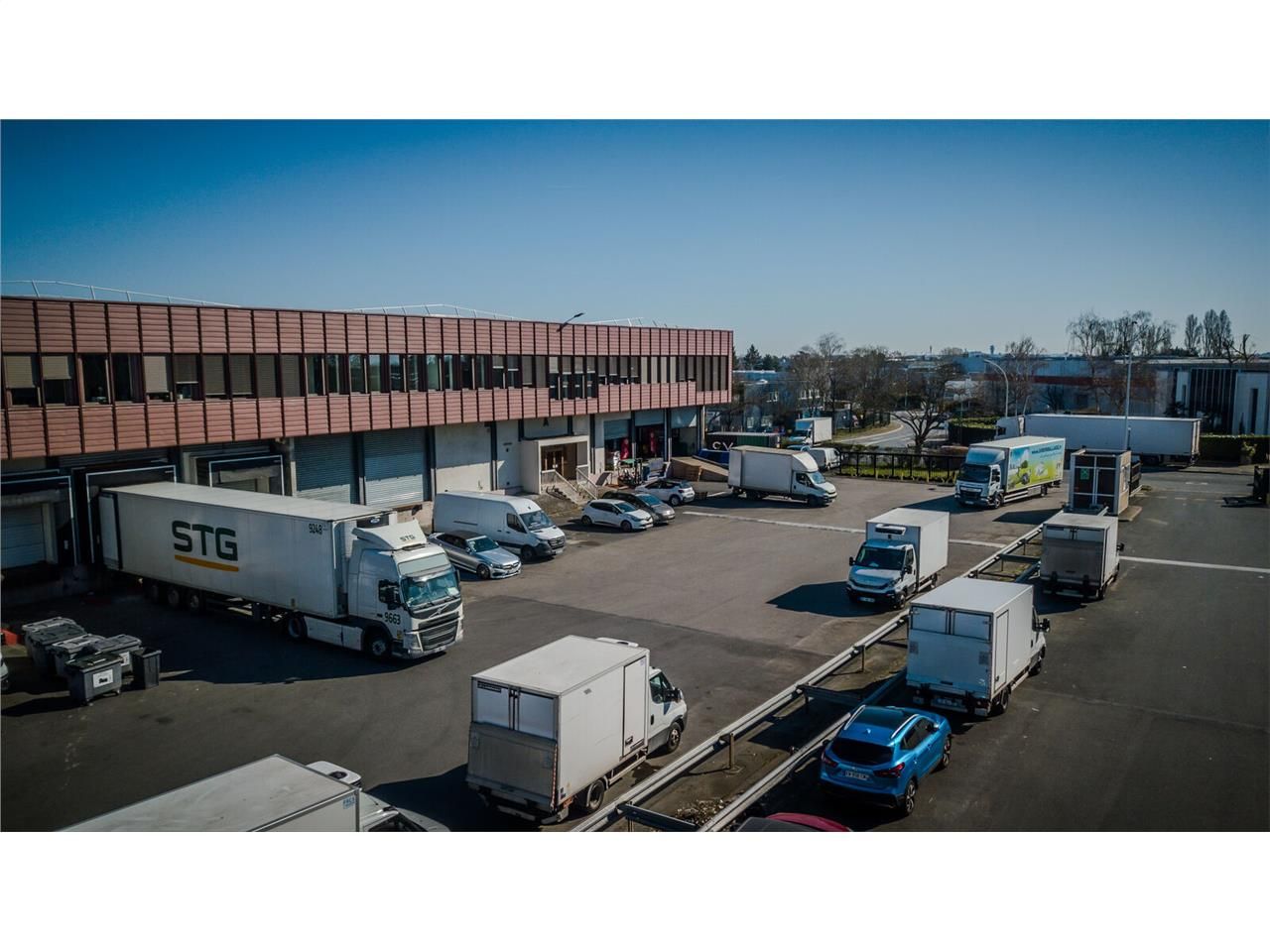 LOGISTIQUE URBAINE - Rare sur le secteur ! CBRE v