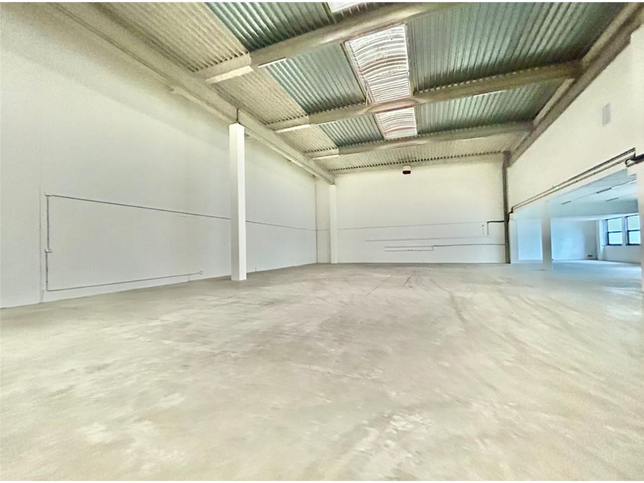 LOGISTIQUE URBAINE - CBRE vous propose à louer, d