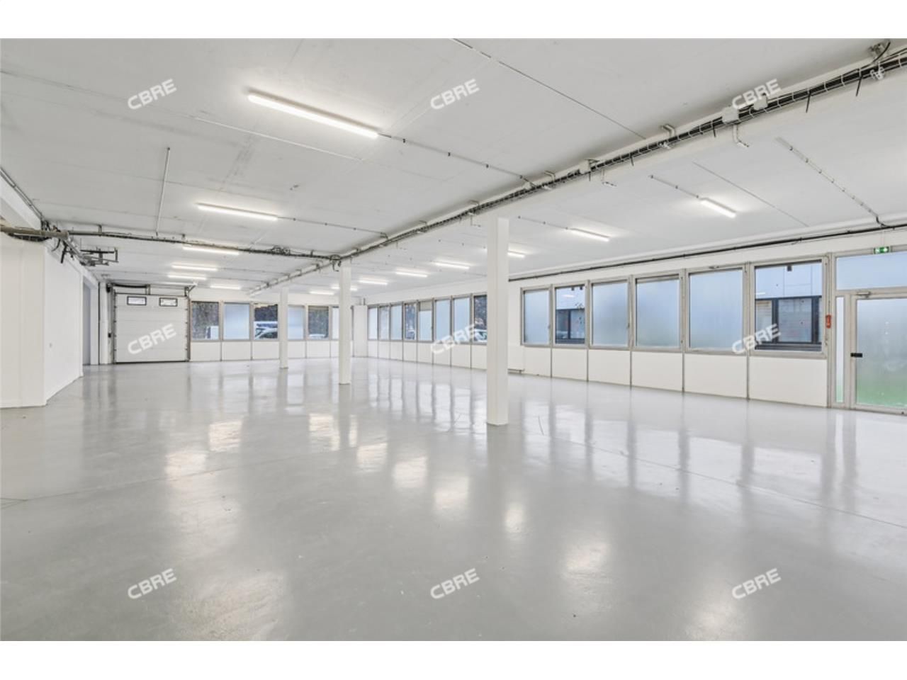 CBRE vous propose à louer, des cellules d'activit