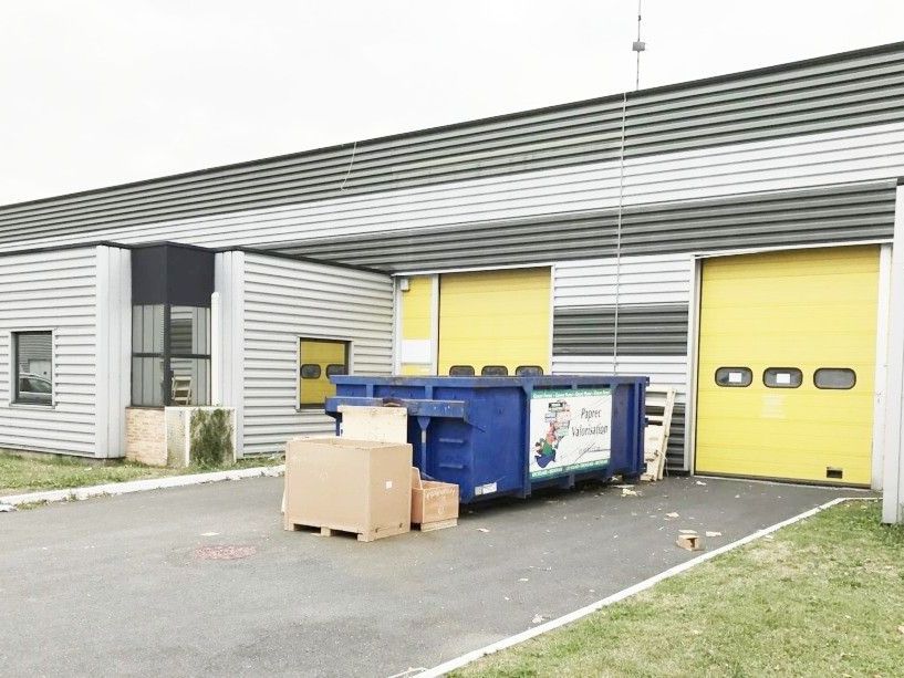 CBRE vous propose à louer, un local d'activités n