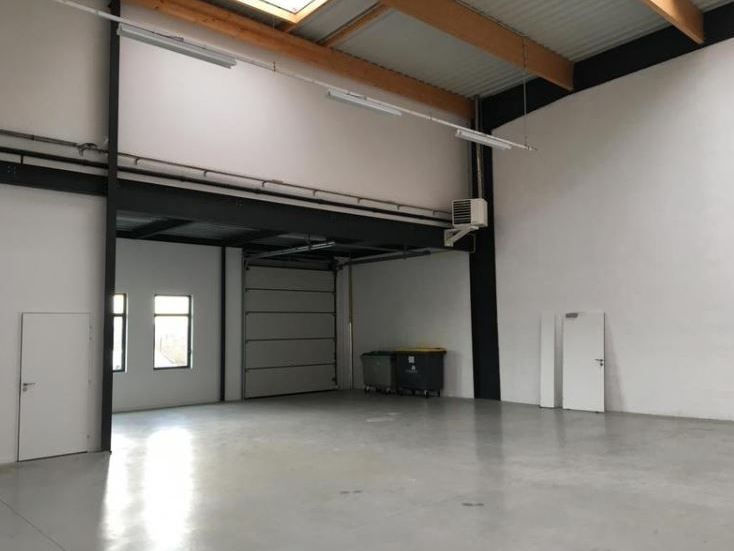 A LOUER - CBRE vous propose sur la commune de Lie