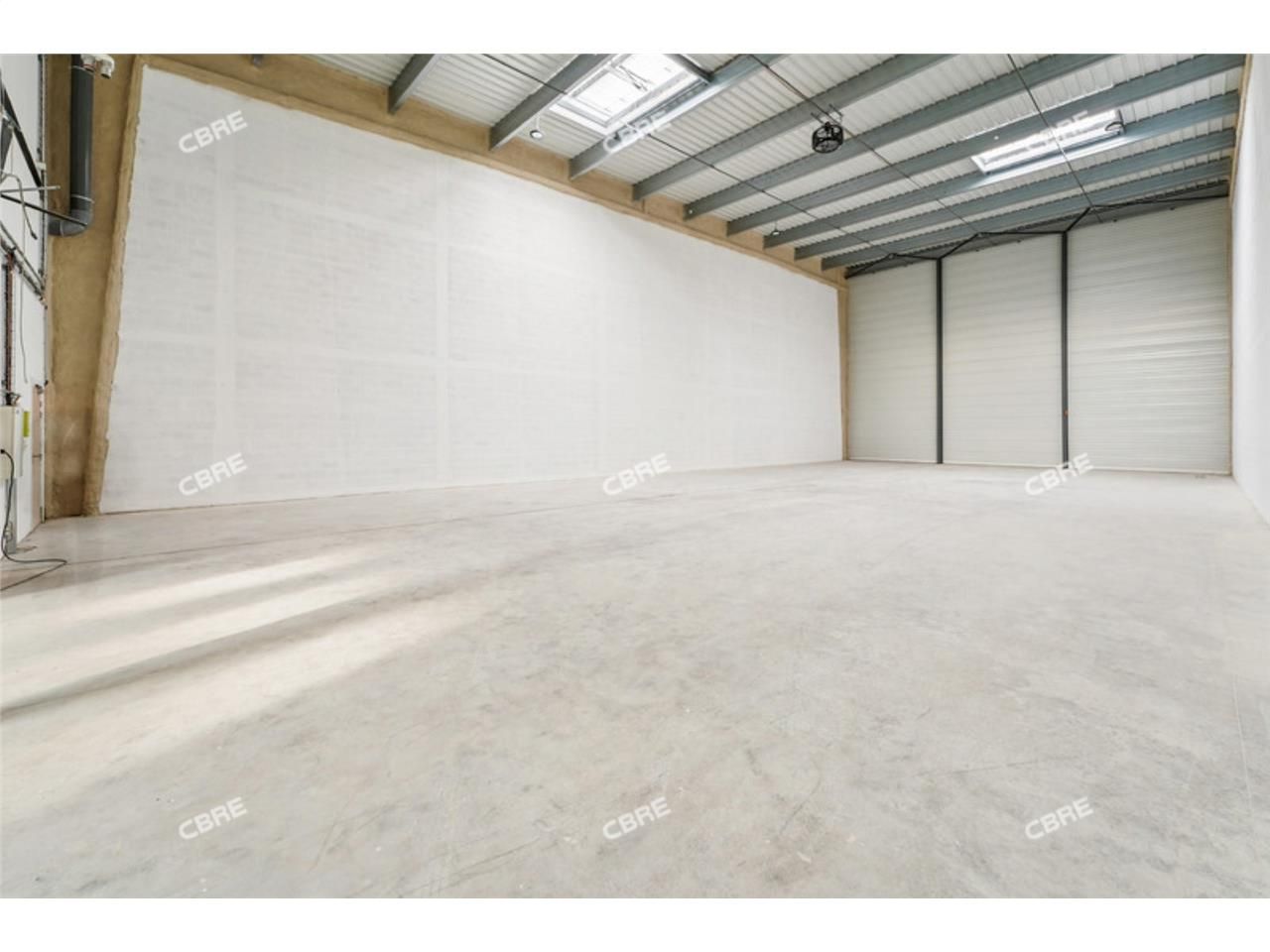 CBRE vous propose à louer, des cellules d'activit