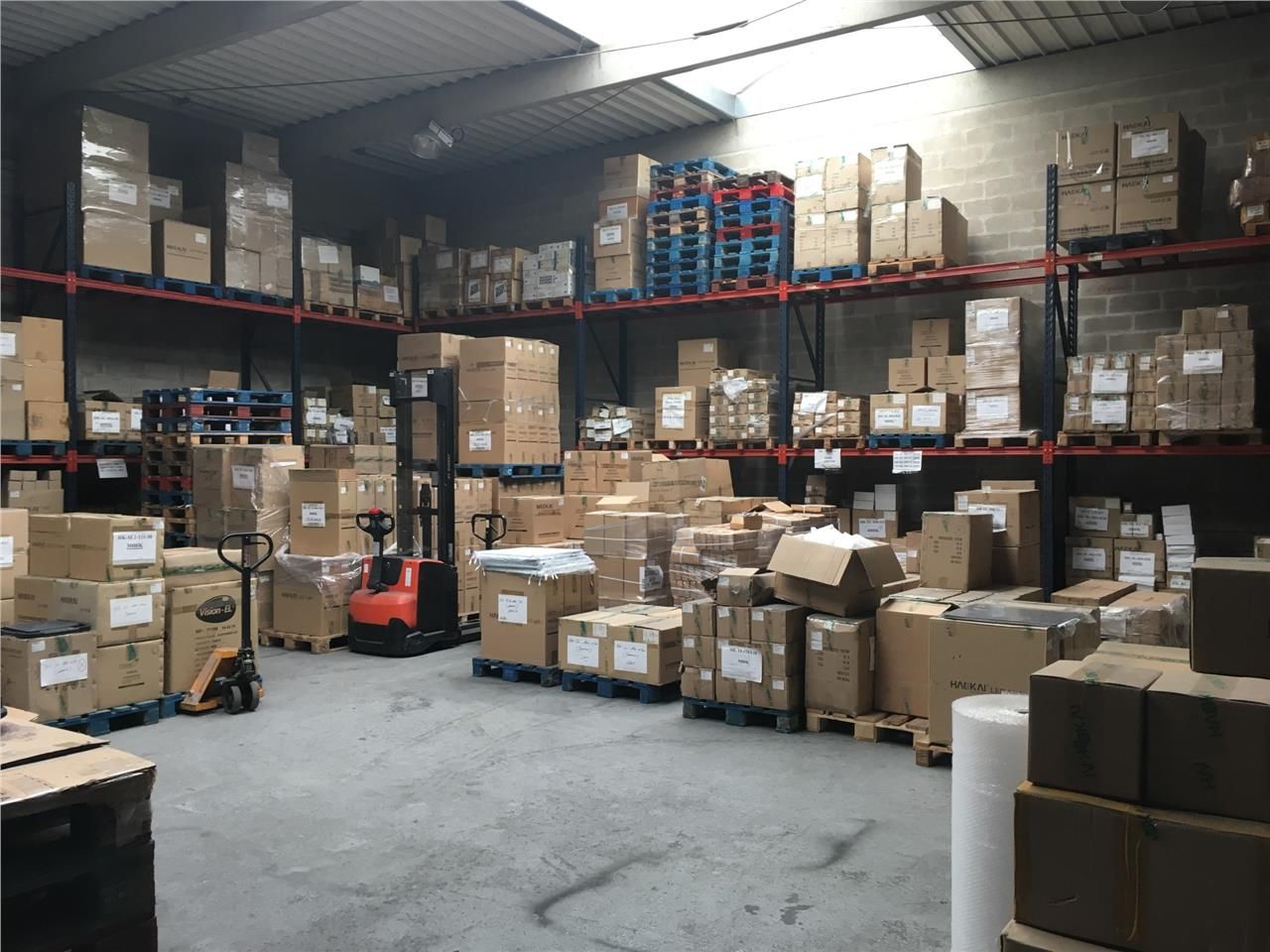 A LOUER - Rare sur le marché !  CBRE vous propose