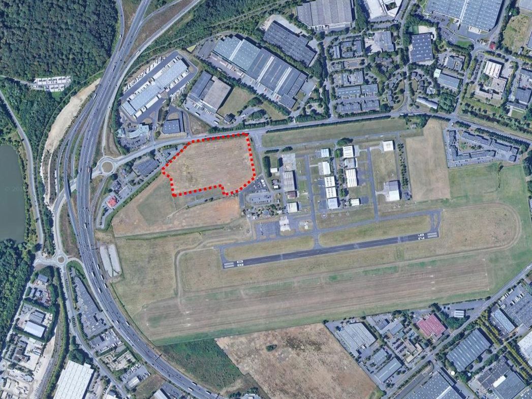 CBRE vous propose à louer un terrain situé sur la