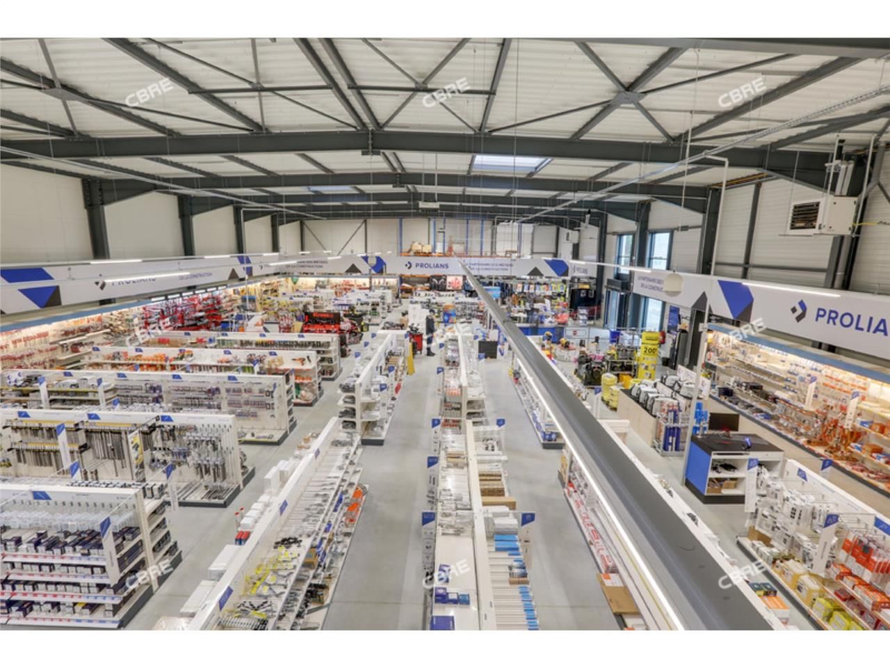 A LOUER - CBRE vous propose sur la commune de Bon