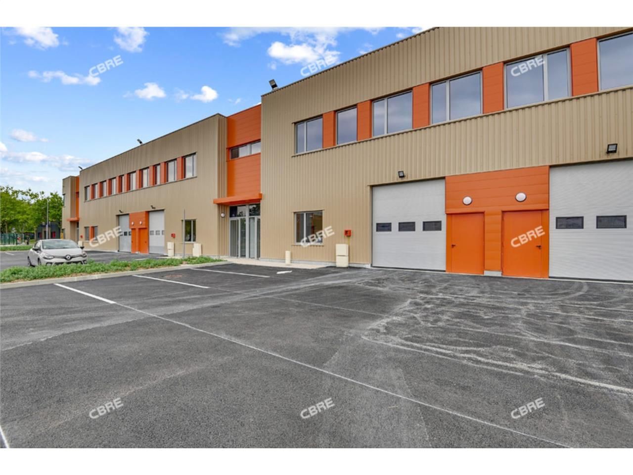 CBRE vous propose à louer, un entrepôt/local d'ac