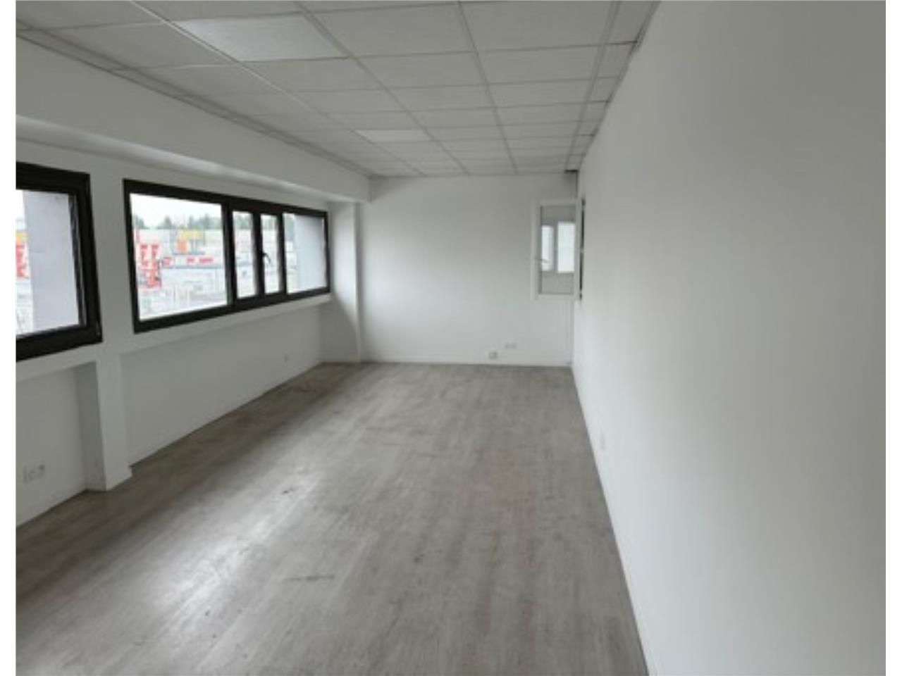 Rare sur le marché ! CBRE vous propose à louer, u