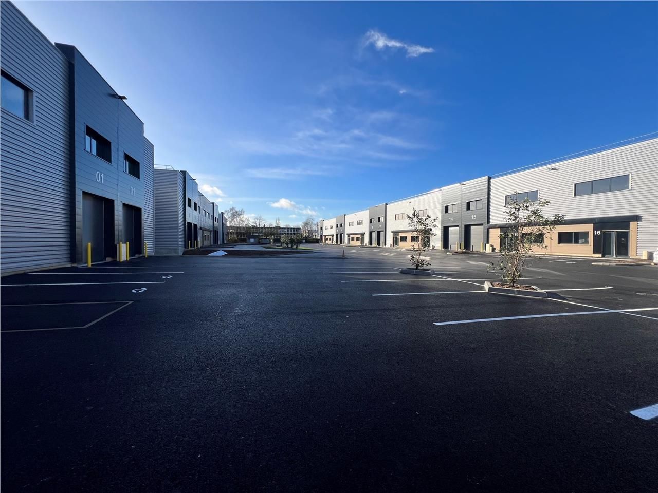 LOGISTIQUE URBAINE - Rare sur le secteur! CBRE vo