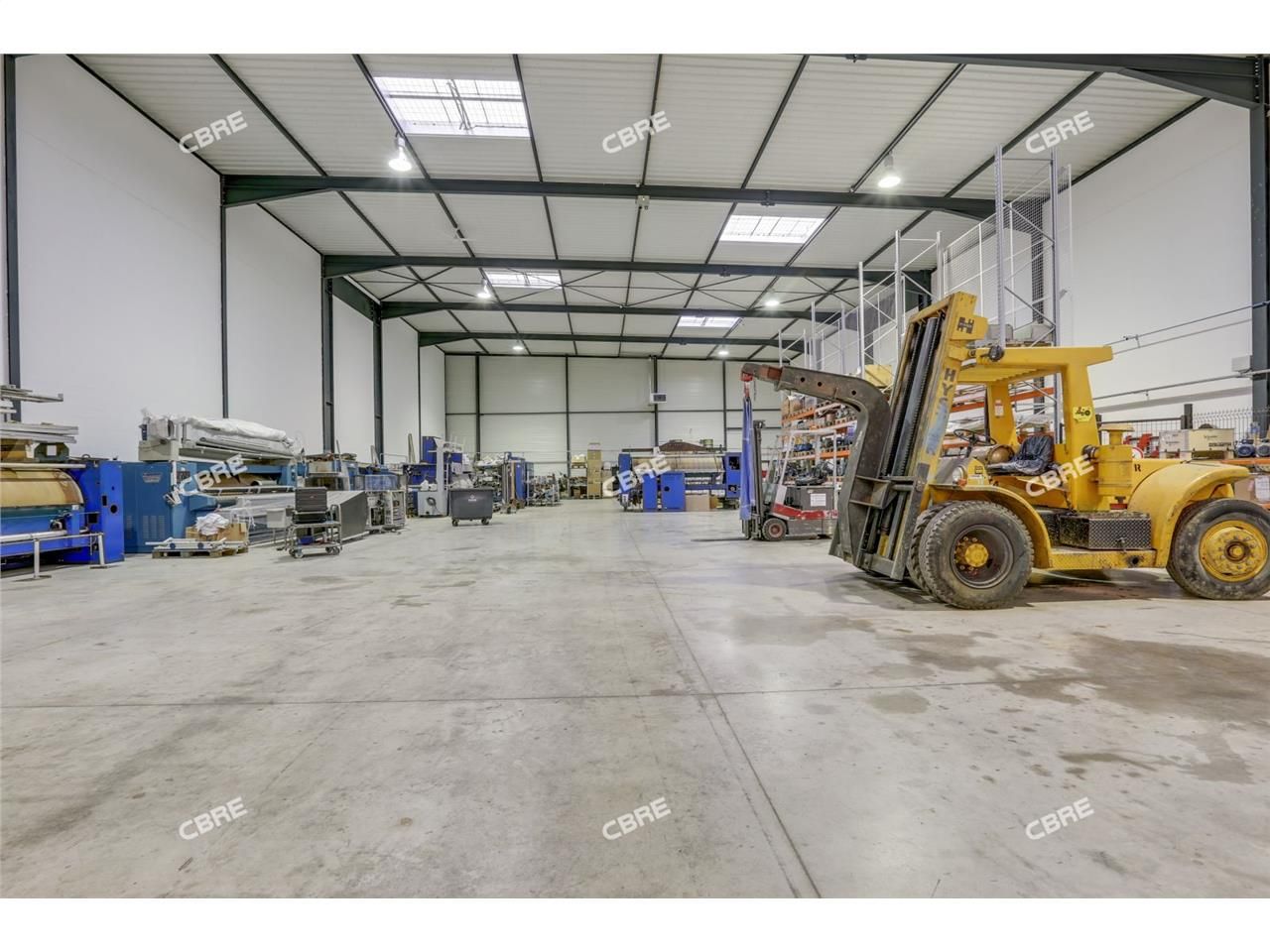 A LOUER - CBRE vous propose, sur la commune de Ti