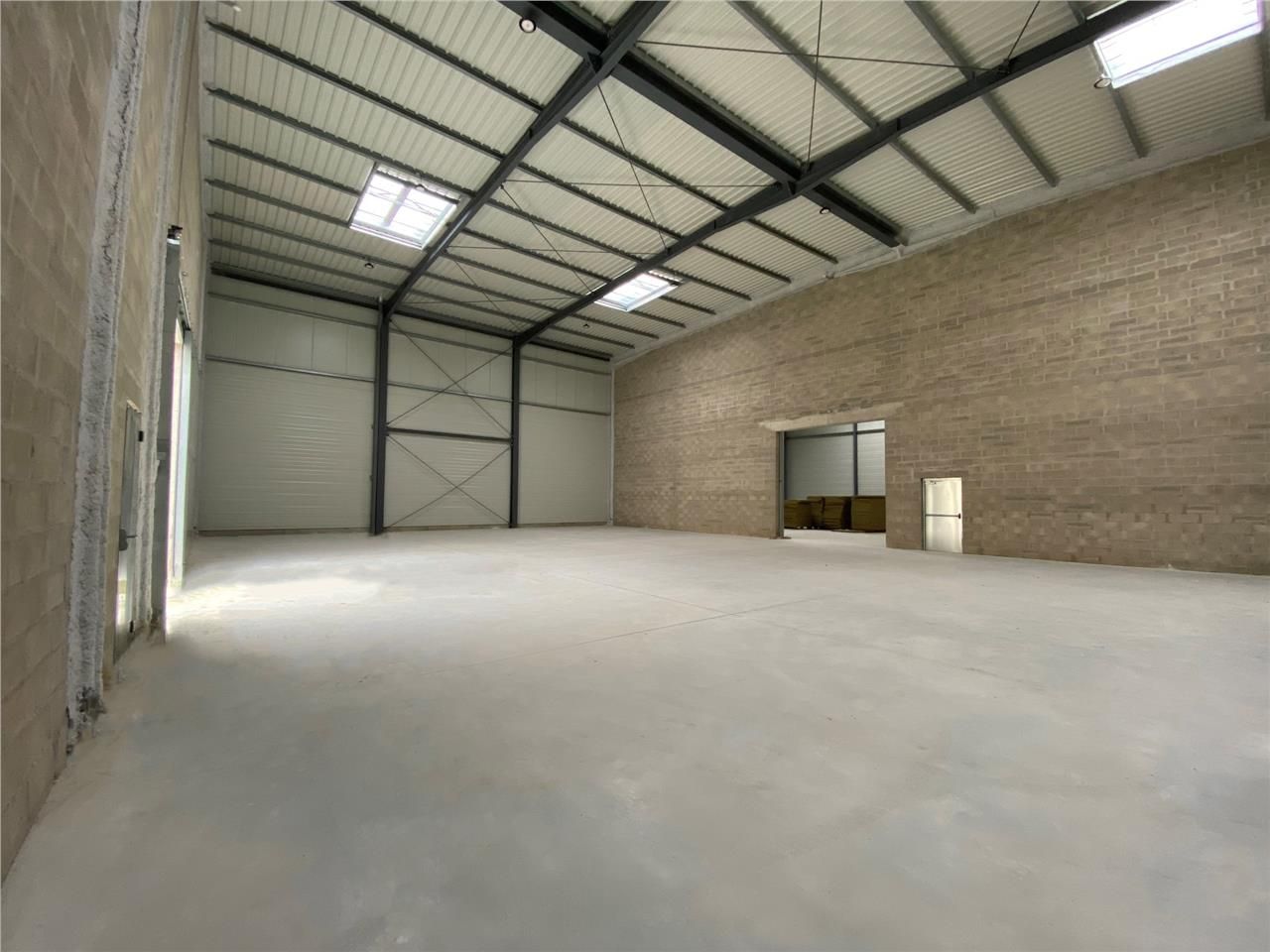 CBRE vous propose à louer un entrepôt/local d'act