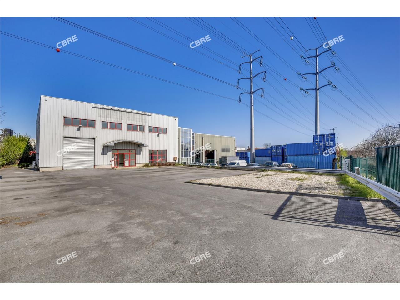 LOGISTIQUE URBAINE - A LOUER - CBRE vous propose 