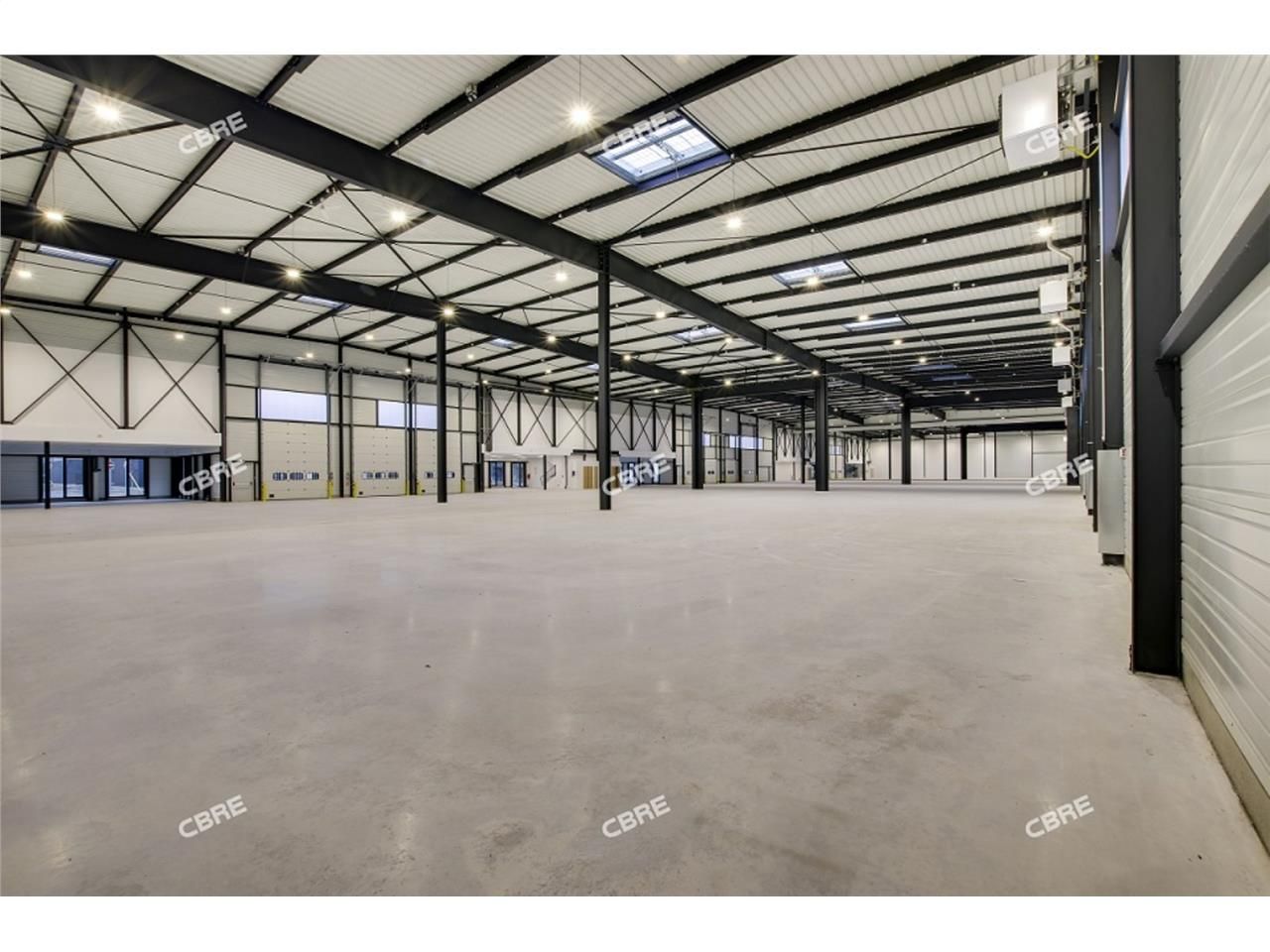LOGISTIQUE URBAINE - CBRE vous propose à louer, d