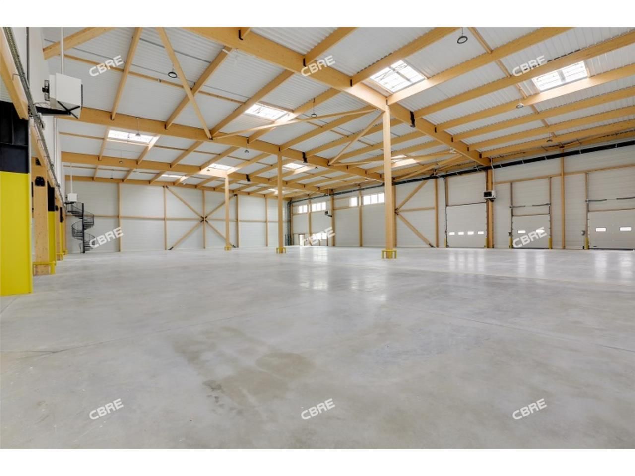 CBRE vous propose à louer, une cellule d'activité