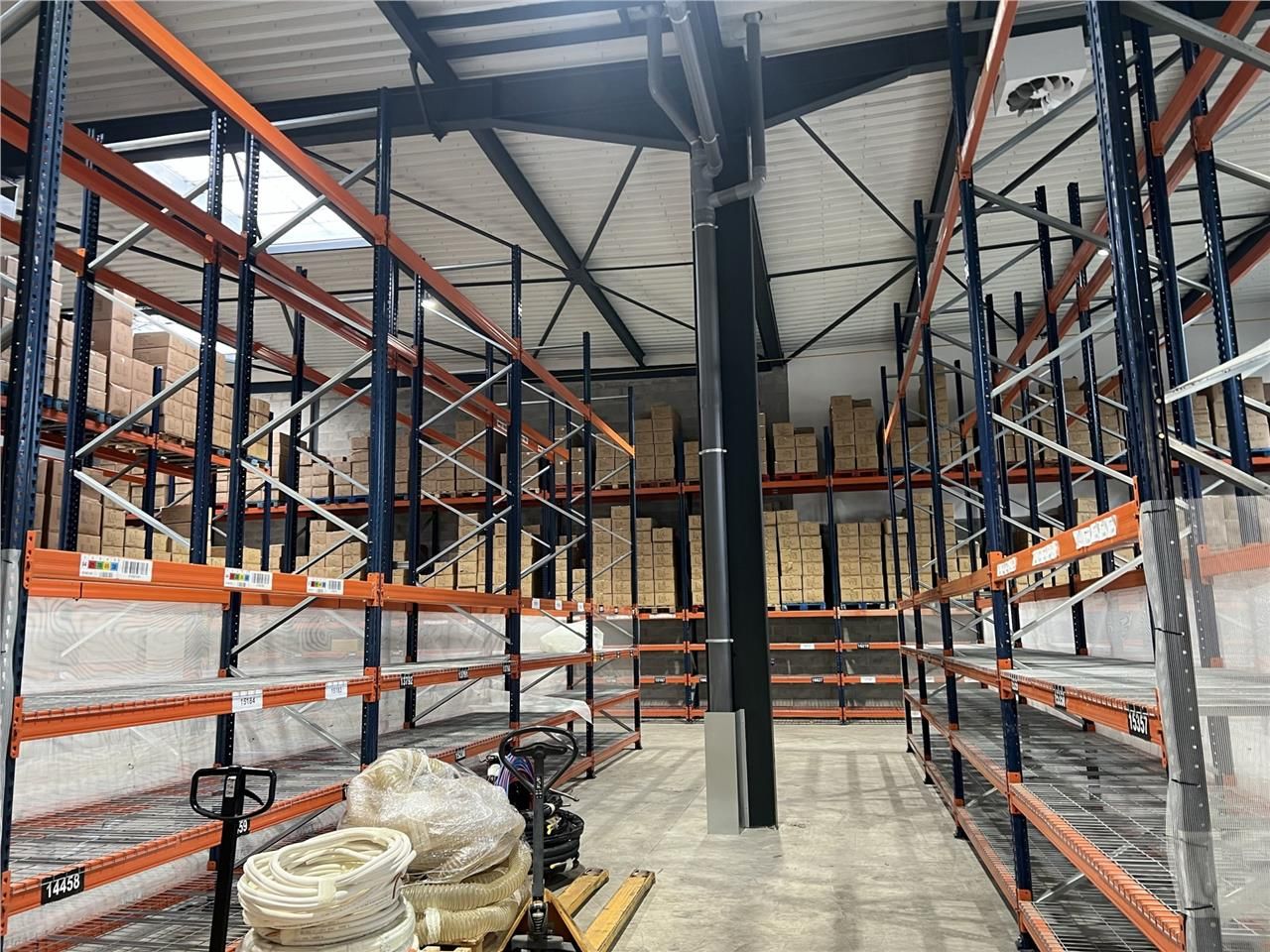 LOGISTIQUE URBAINE - Rare sur le secteur! CBRE vo