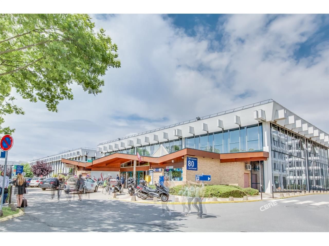 LOGISTIQUE URBAINE - CBRE vous propose à louer, u