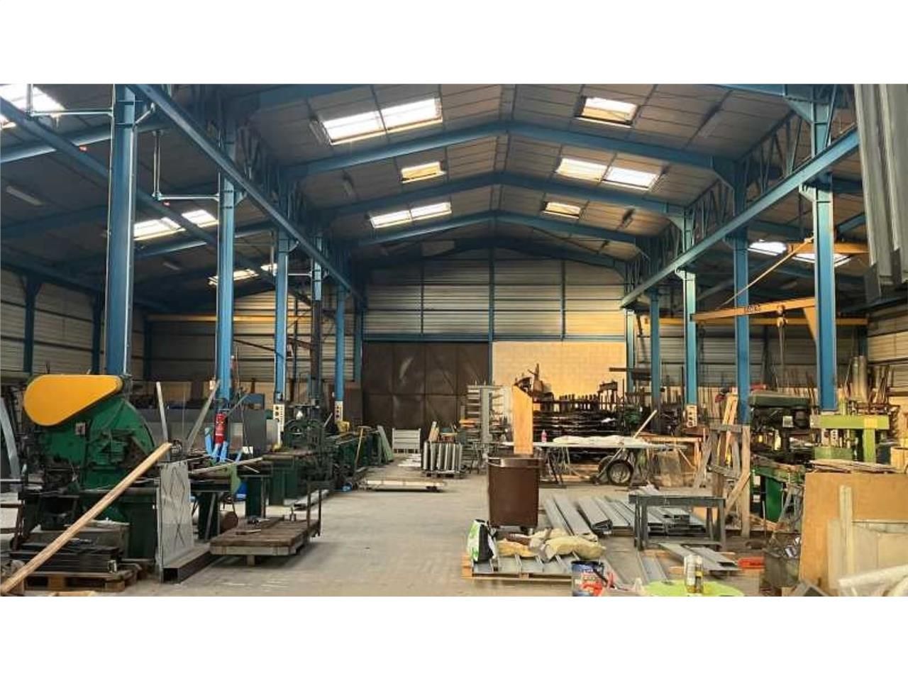 A VENDRE - CBRE vous propose sur la commune de Mo