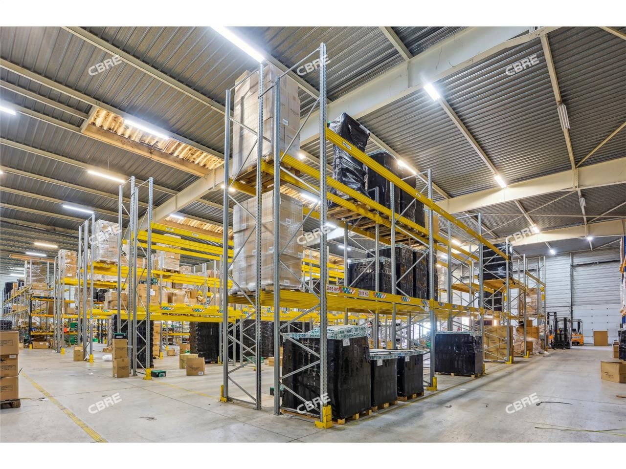 CBRE vous propose à louer un entrepôt/local d'act