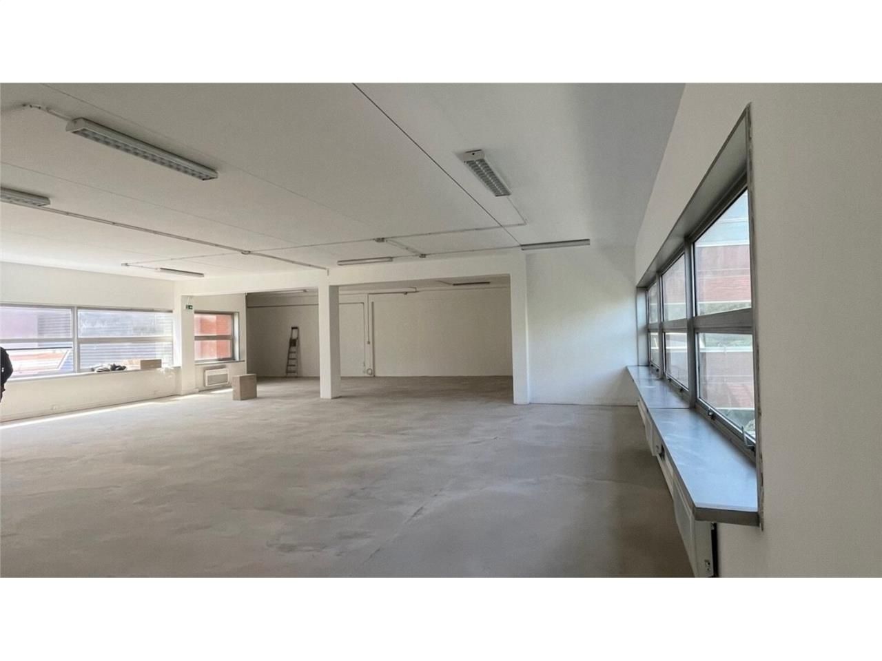 LOGISTIQUE URBAINE - CBRE vous propose à louer un