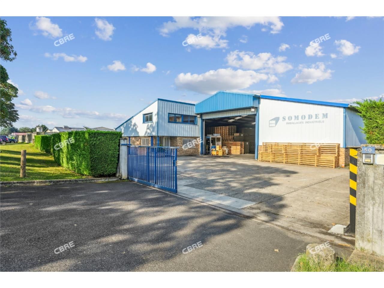 A VENDRE OU A LOUER - CBRE vous propose sur la co