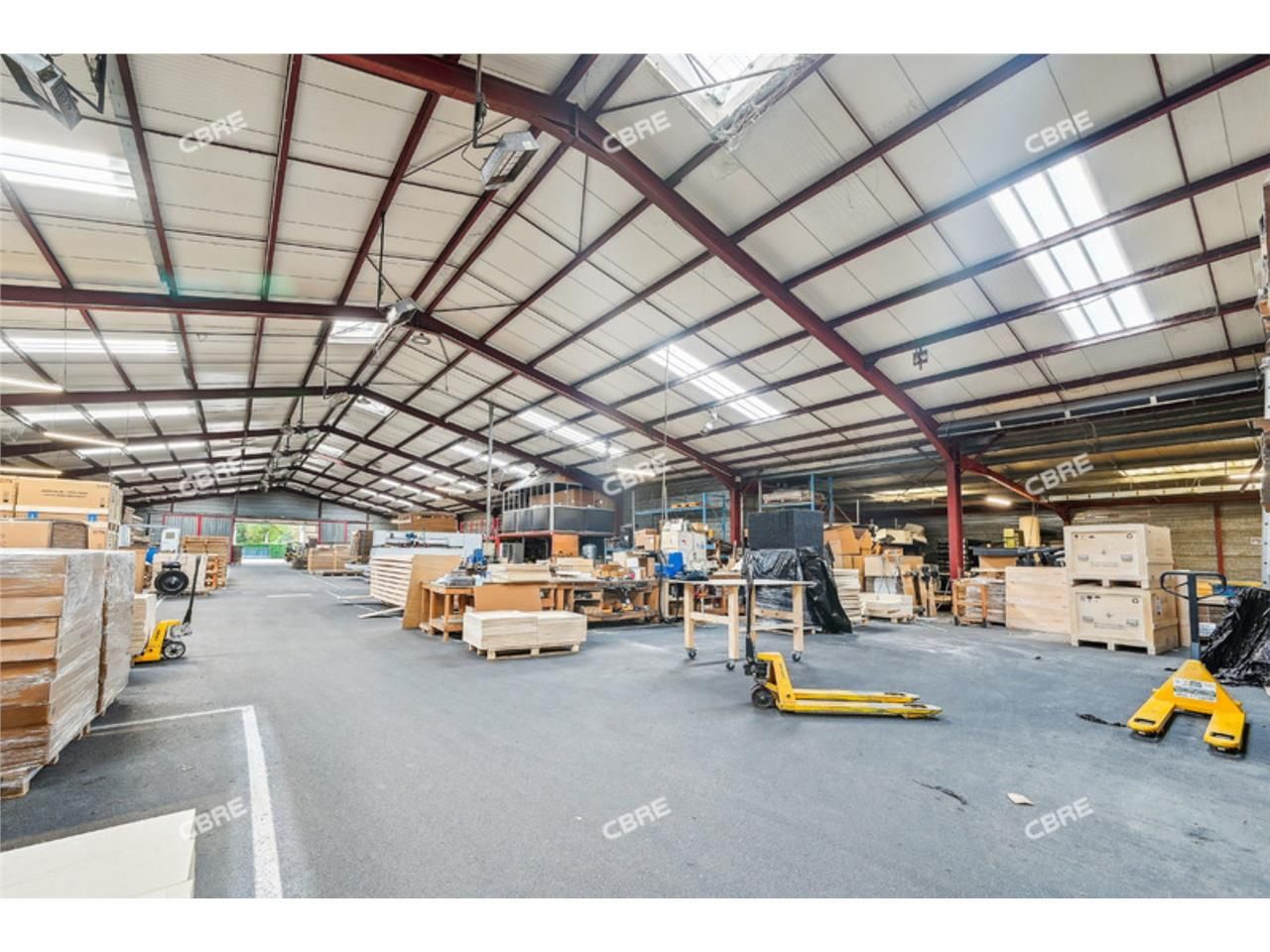 A VENDRE OU A LOUER - CBRE vous propose sur la co