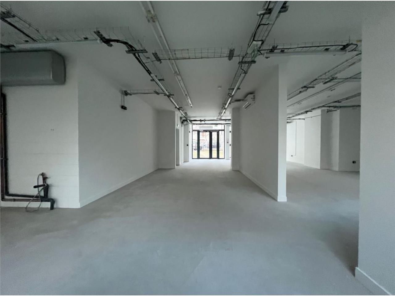 LOGISTIQUE URBAINE - CBRE vous propose à louer, u