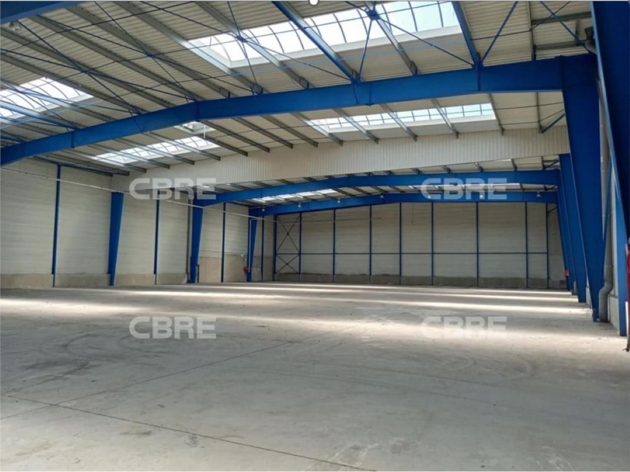CBRE vous propose à louer, un entrepôt/local d'ac